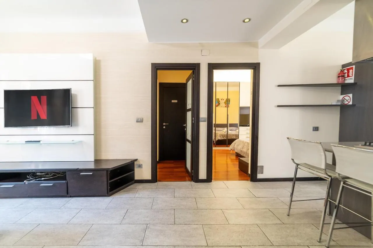 Stazione Centrale-Centro, Spazioso E Elegante Apt Apartment Milan